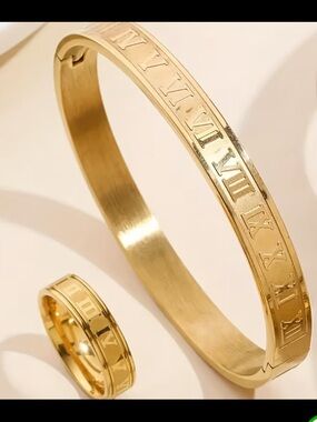 Affordable Fashion Finds Gold Roman Numeral Bangle & Ring Set
